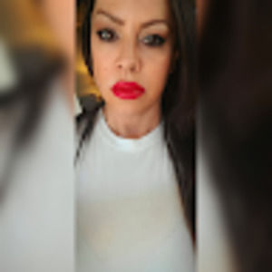 Meet your Posher, Ayse